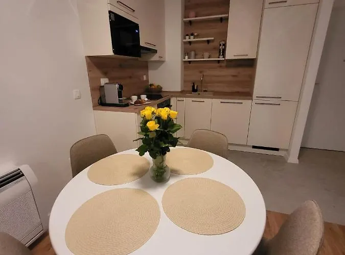 Апартаменты Antea With Free Parking Задар